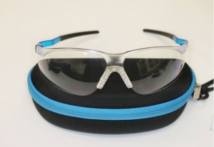 Okulary ochronne nieparujące w futerale 