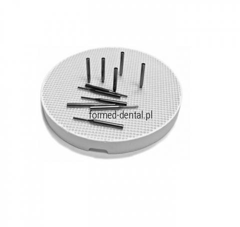 Podstawka porcelanowa z pinami metalowymi 